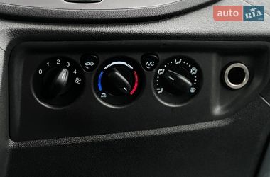 Мінівен Ford Transit 2015 в Львові