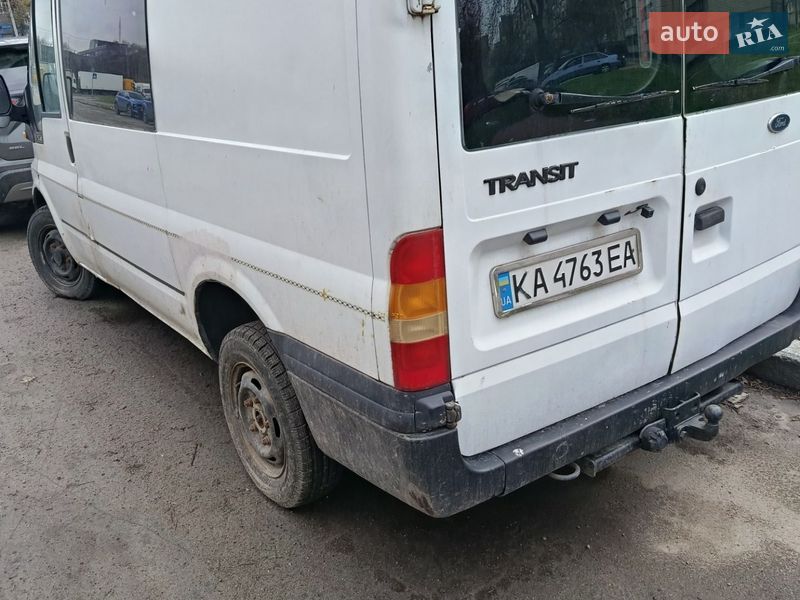 Ford Transit, photos from the listing