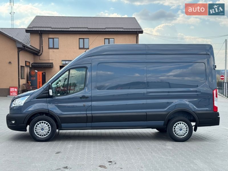 Вантажний фургон Ford Transit 2020 в Бучі