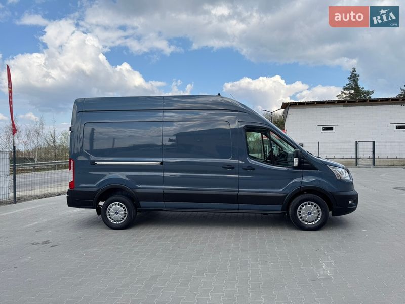 Вантажний фургон Ford Transit 2020 в Бучі