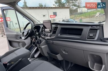 Вантажний фургон Ford Transit 2020 в Бучі