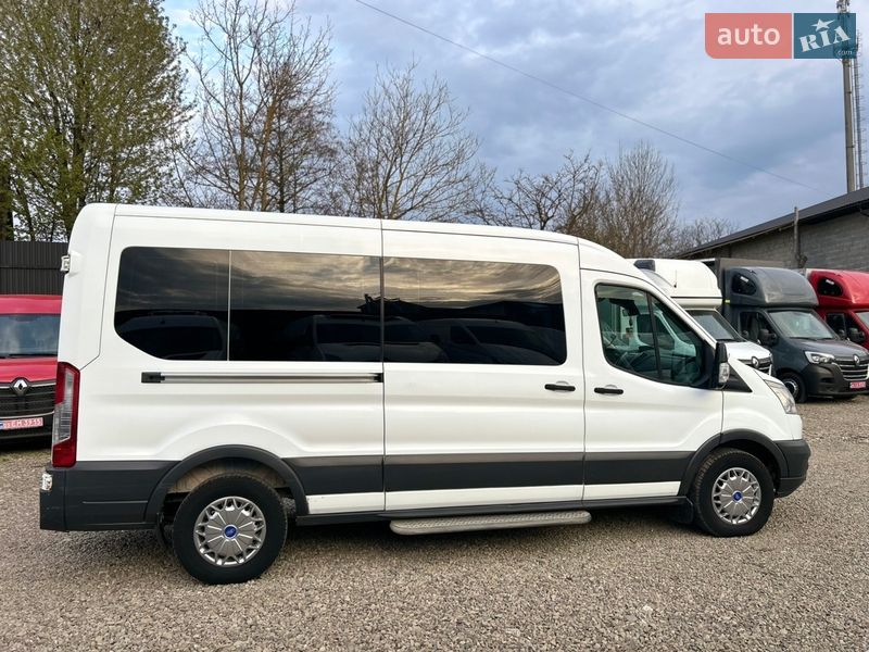 Микроавтобус Ford Transit 2015 в Хусте