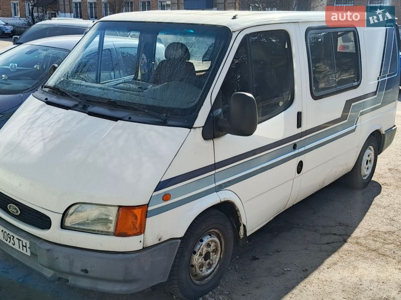 Ford Transit 2000