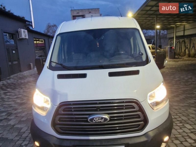 Ford Transit 2017