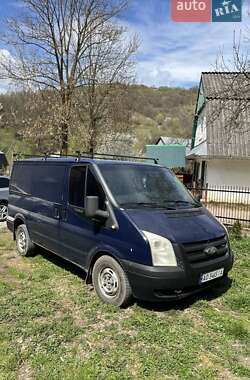 Вантажний фургон Ford Transit 2006 в Міжгір'ї