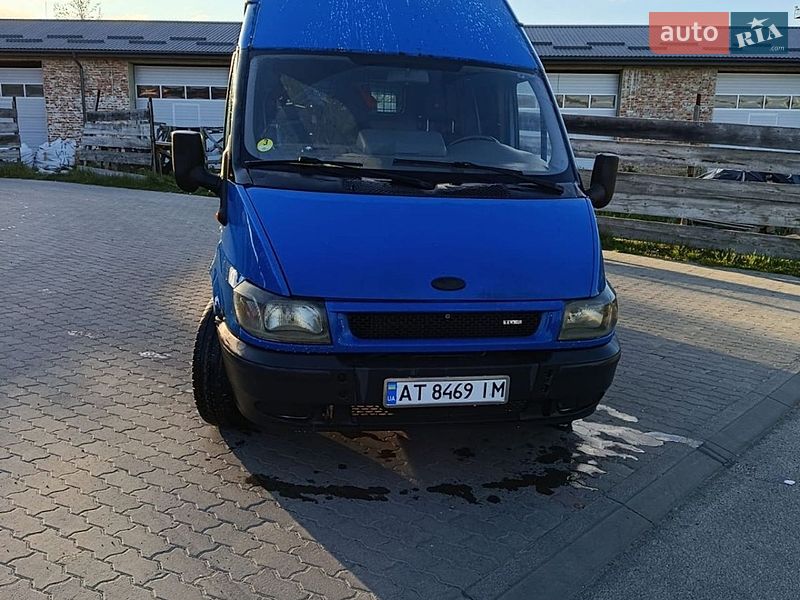 Вантажний фургон Ford Transit 2005 в Калуші