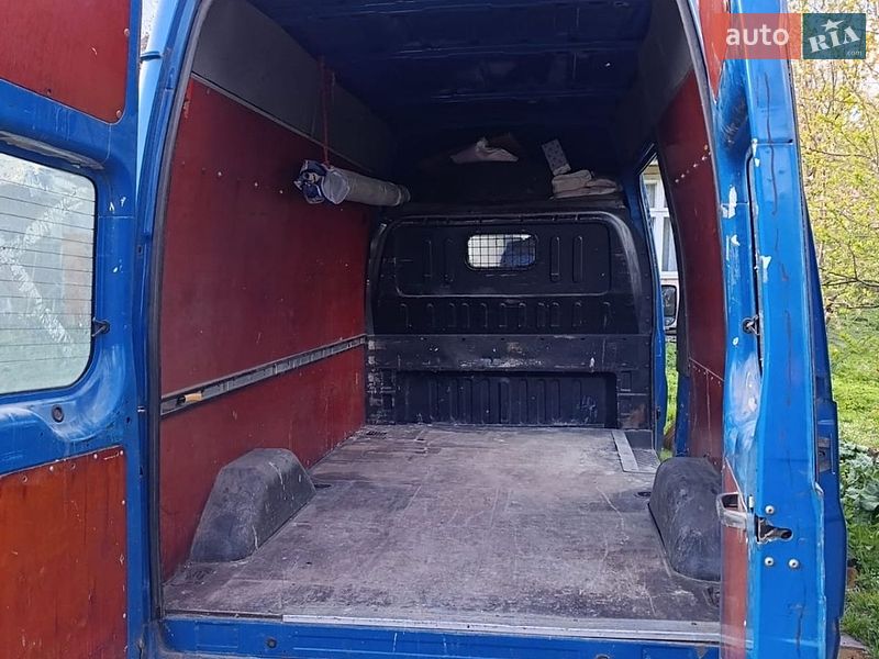 Вантажний фургон Ford Transit 2005 в Калуші