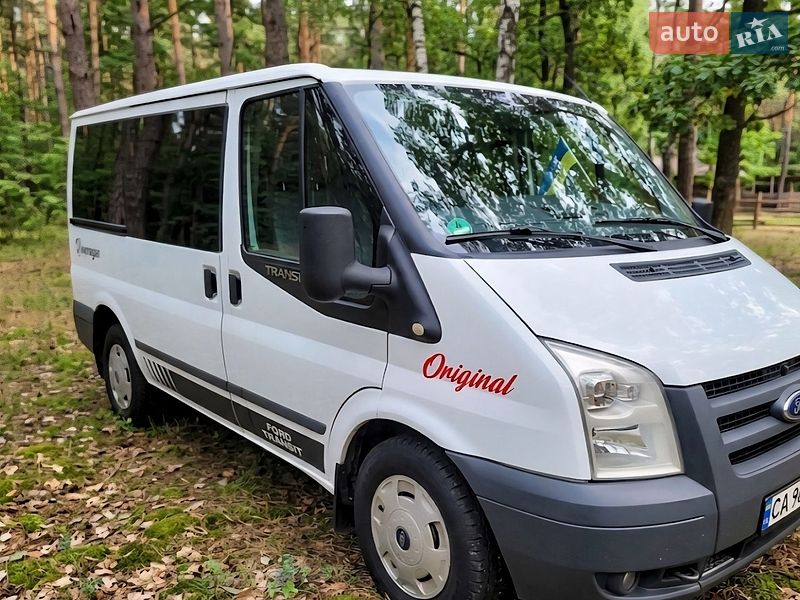 Ford Transit 2011