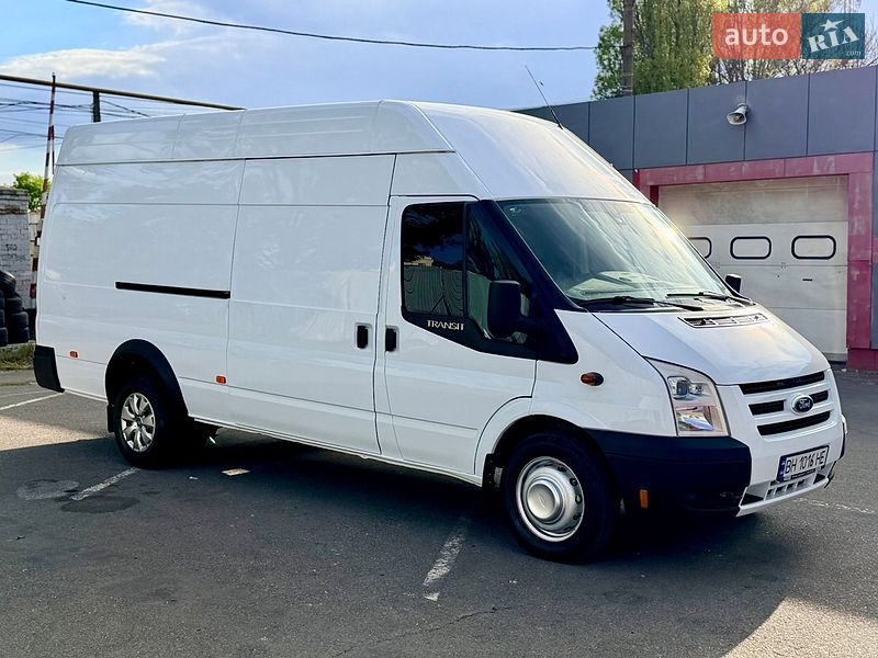 Ford Transit 2011