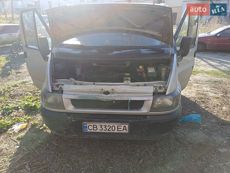 Ford Transit 2004