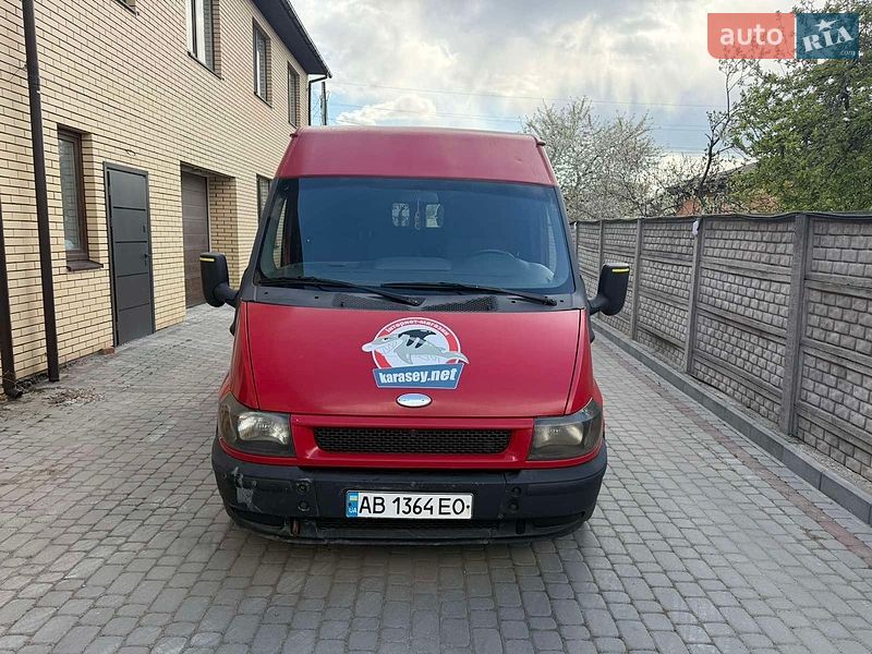 Грузовой фургон Ford Transit 2005 в Виннице