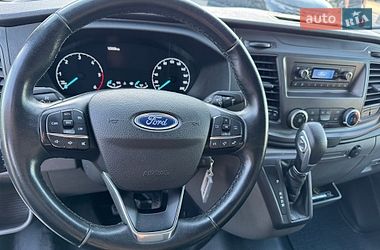 Грузовой фургон Ford Transit 2023 в Ирпене