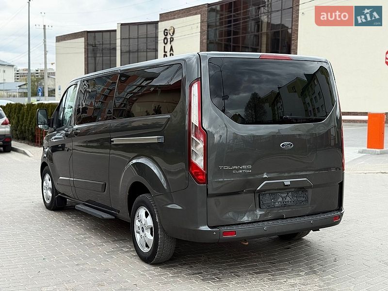 Минивэн Ford Transit 2016 в Львове