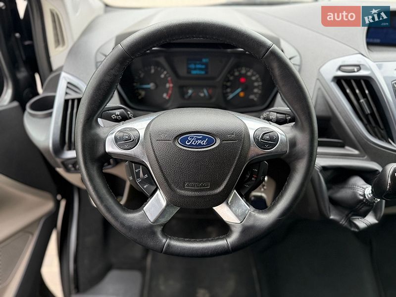 Минивэн Ford Transit 2016 в Львове