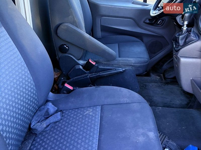 Вантажний фургон Ford Transit 2021 в Козятині