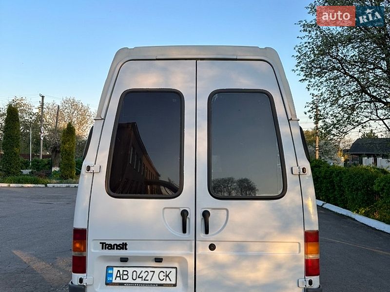 Вантажний фургон Ford Transit 1998 в Тульчині