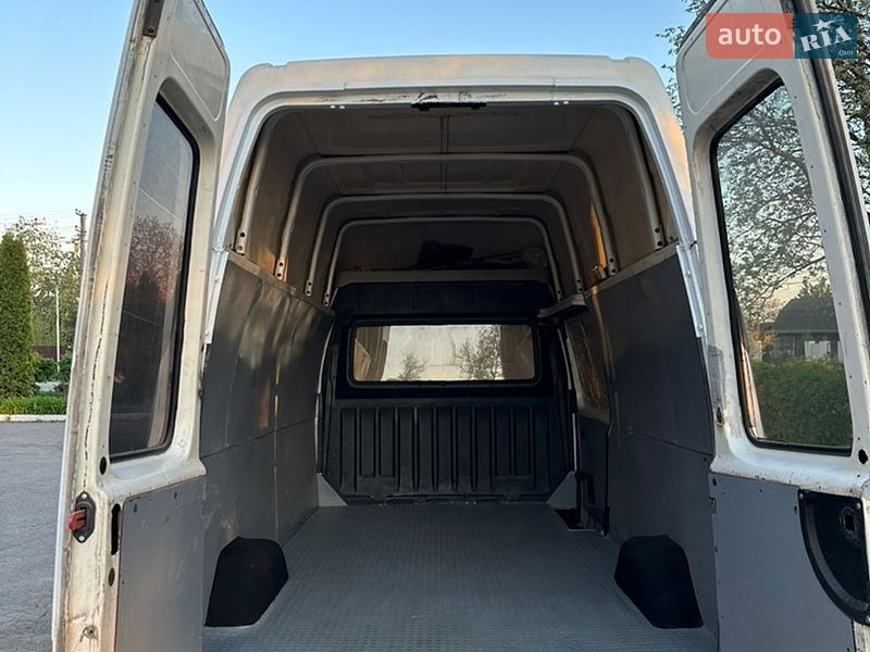 Вантажний фургон Ford Transit 1998 в Тульчині