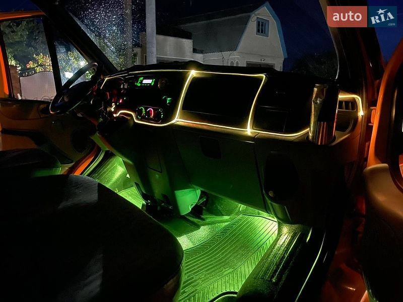 Вантажний фургон Ford Transit 2013 в Павлограді