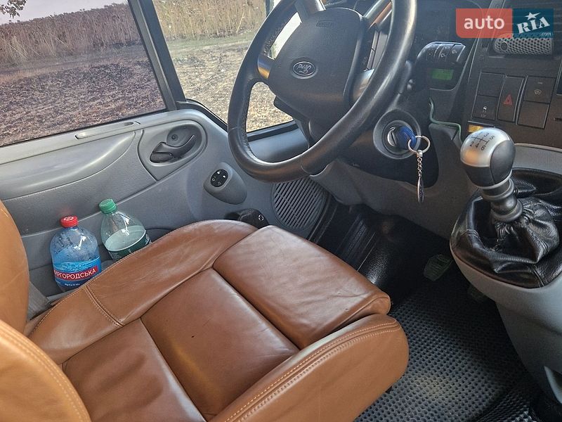 Вантажний фургон Ford Transit 2013 в Павлограді