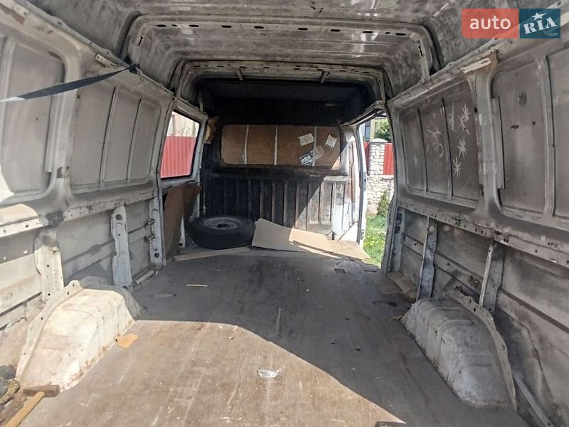 Грузовой фургон Ford Transit 1993 в Тернополе