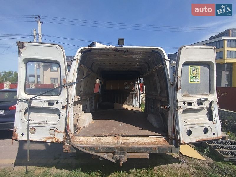 Грузовой фургон Ford Transit 1993 в Тернополе