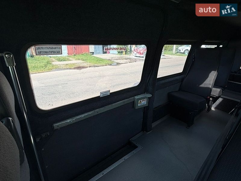 Микроавтобус Ford Transit 2005 в Диканьке
