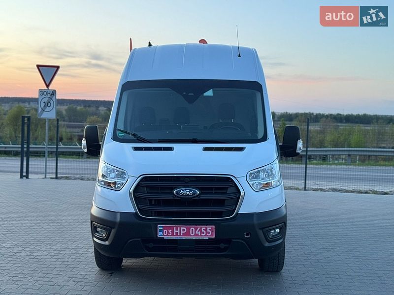 Вантажний фургон Ford Transit 2021 в Бучі