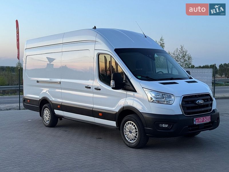 Вантажний фургон Ford Transit 2021 в Бучі