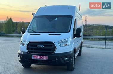 Вантажний фургон Ford Transit 2021 в Бучі