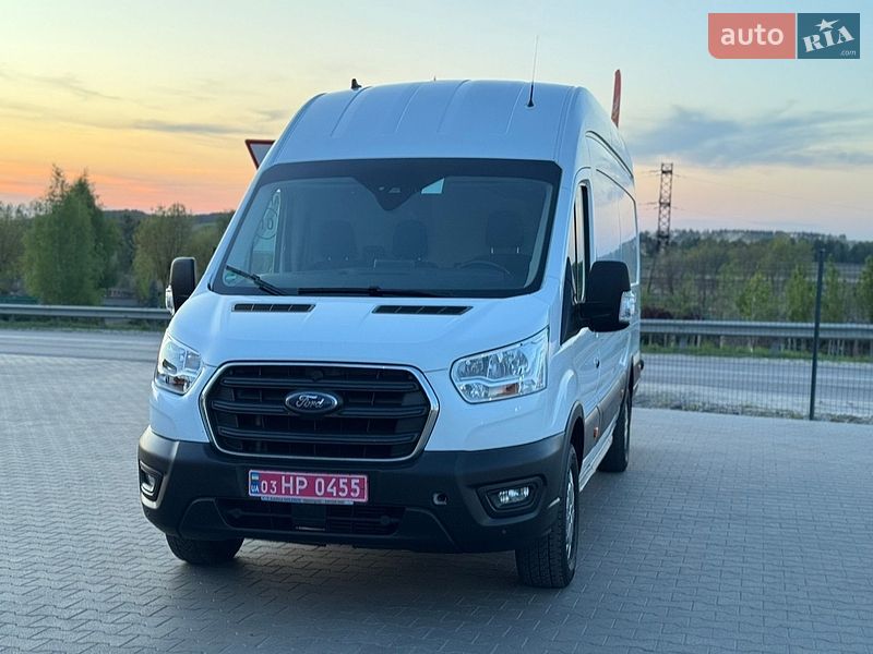 Вантажний фургон Ford Transit 2021 в Бучі