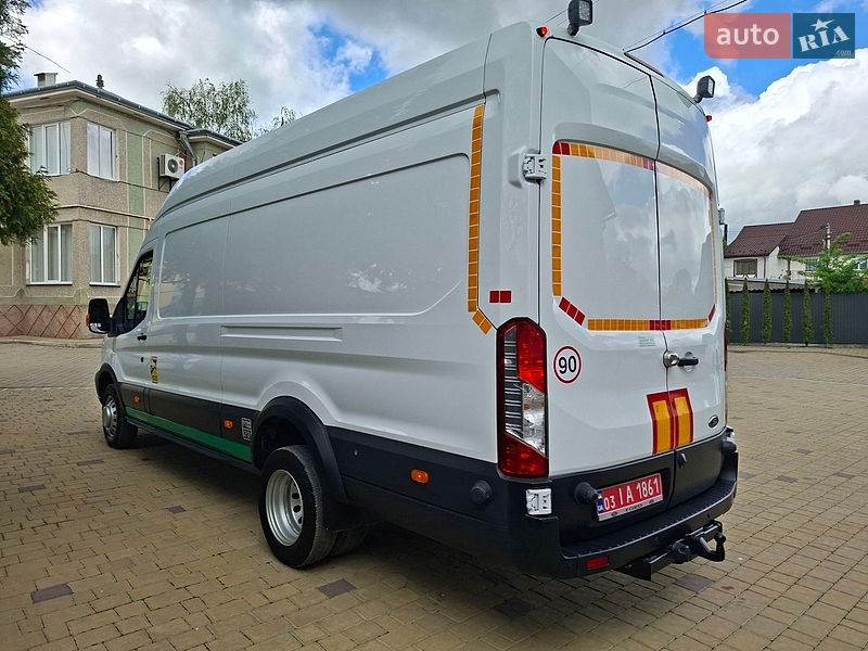 Грузовой фургон Ford Transit 2018 в Бережанах
