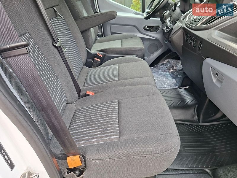 Грузовой фургон Ford Transit 2018 в Бережанах
