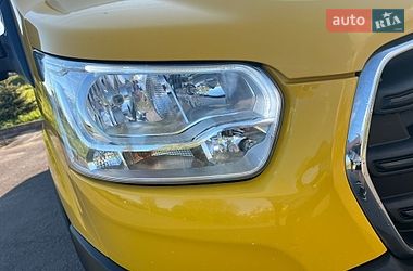 Вантажний фургон Ford Transit 2021 в Рівному