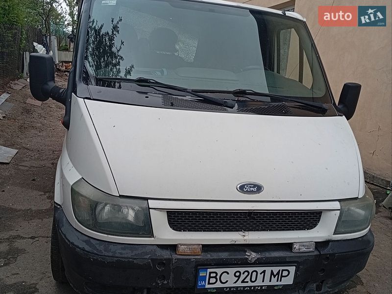 Грузовой фургон Ford Transit 2000 в Львове