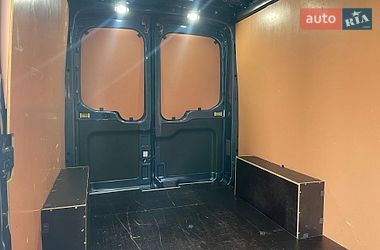 Вантажний фургон Ford Transit 2021 в Дубні