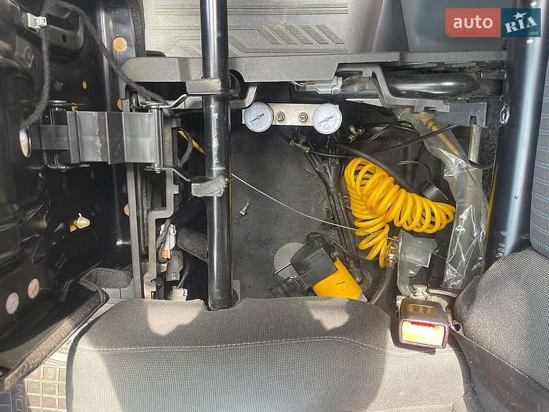 Вантажопасажирський фургон Ford Transit 2014 в Києві