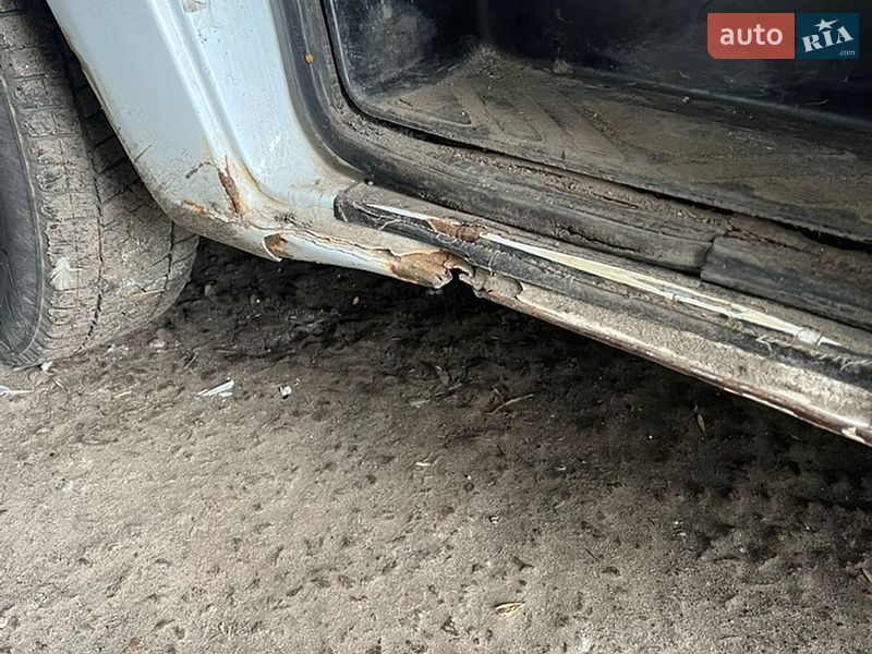 Грузовой фургон Ford Transit 2012 в Хороле