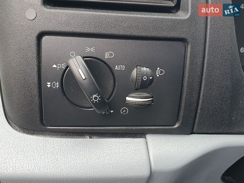 Минивэн Ford Transit 2011 в Киеве