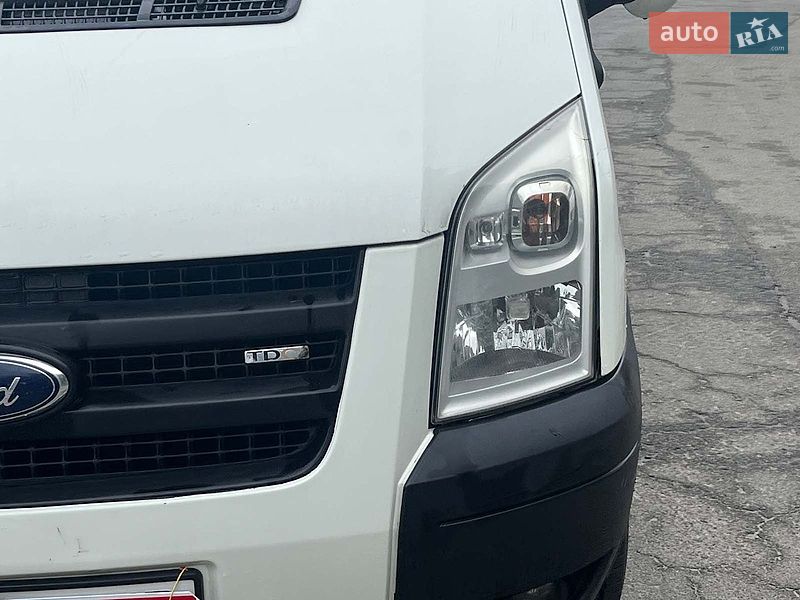 Грузопассажирский фургон Ford Transit 2007 в Киеве