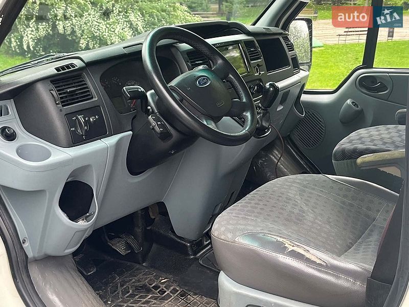 Грузопассажирский фургон Ford Transit 2007 в Киеве
