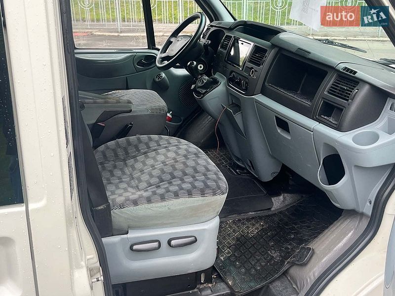 Грузопассажирский фургон Ford Transit 2007 в Киеве