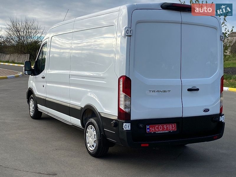 Грузовой фургон Ford Transit 2021 в Ирпене