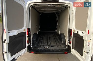 Грузовой фургон Ford Transit 2021 в Ирпене