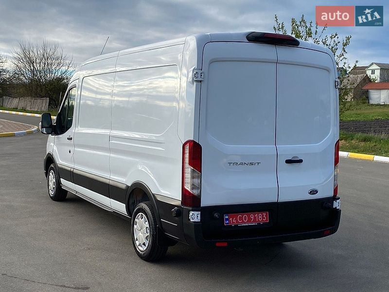Грузовой фургон Ford Transit 2021 в Ирпене