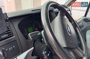 Грузопассажирский фургон Ford Transit 2007 в Миргороде