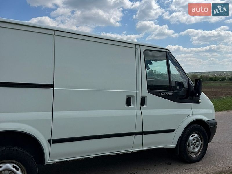 Грузовой фургон Ford Transit 2008 в Ильинцах