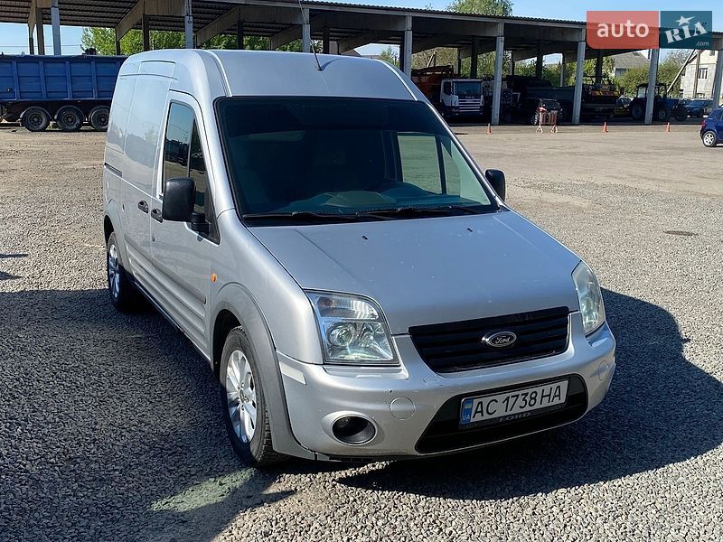 Грузовой фургон Ford Transit 2009 в Луцке