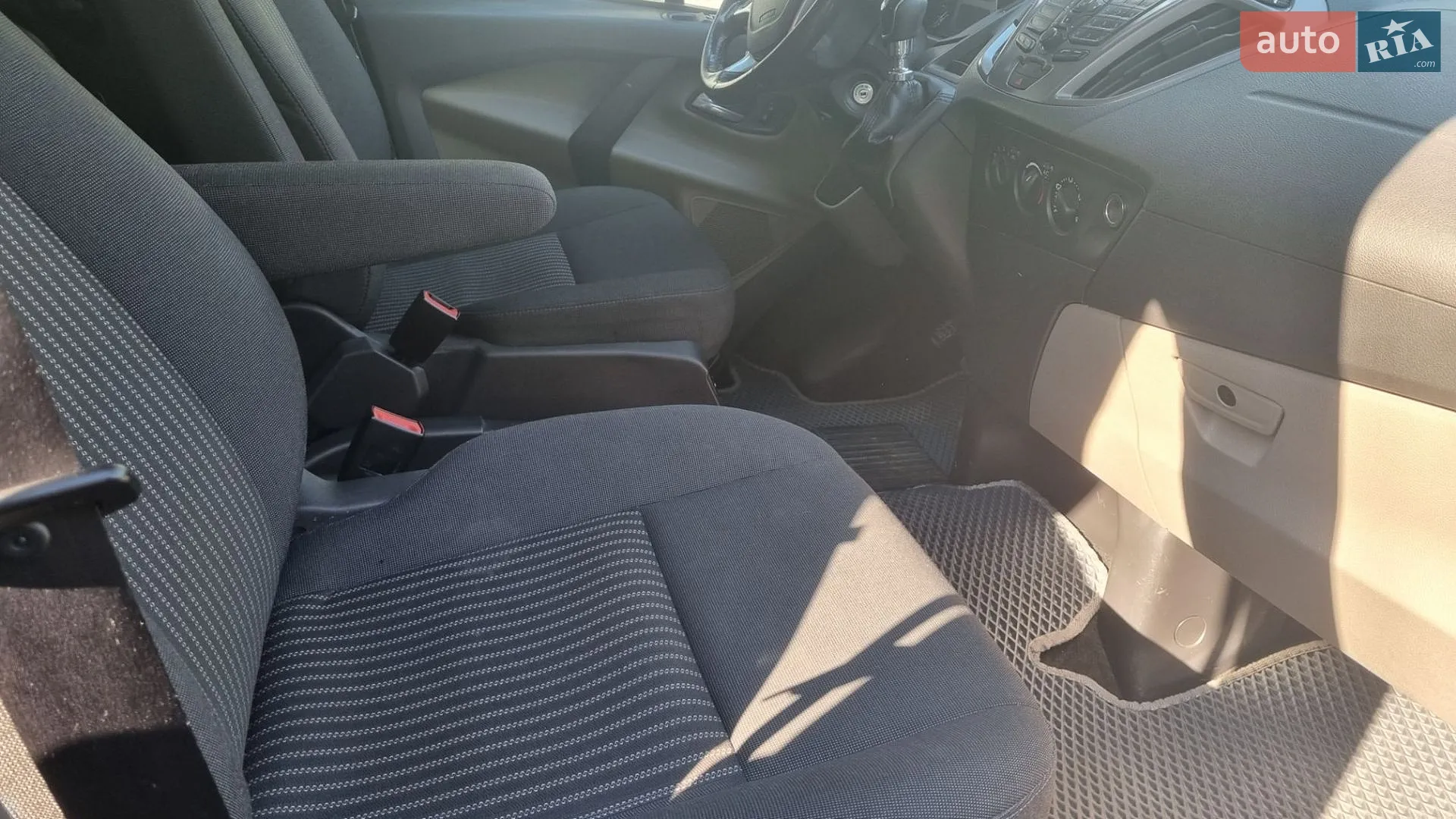 2017 Ford Transit Connect - мініатюра 11