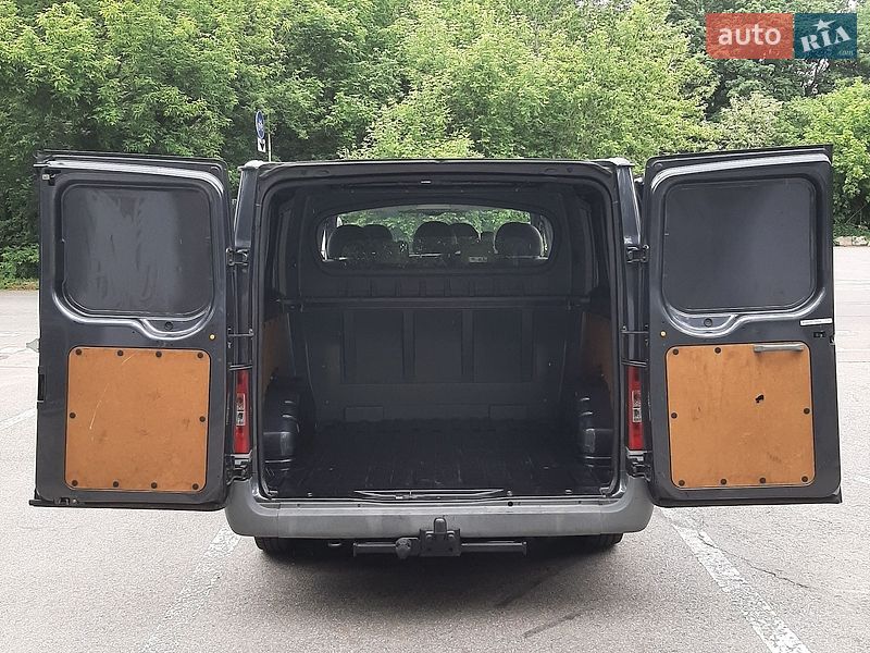 Вантажопасажирський фургон Ford Transit 2010 в Полтаві