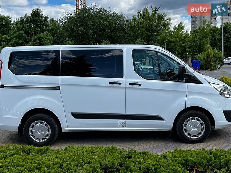 Минивэн Ford Transit 2016 в Львове
